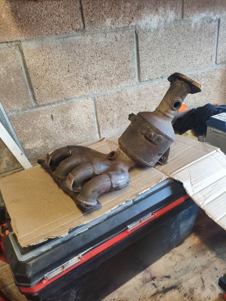 Catalytic converter for ford fiesta MK7 1.25 petrol