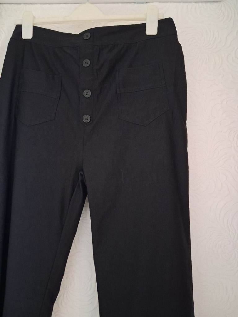 Women's black trousers 14/16