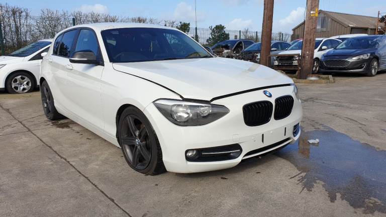 **For breaking** Bmw 116i Sport, 1.6 petrol 6 speed manual (2013)