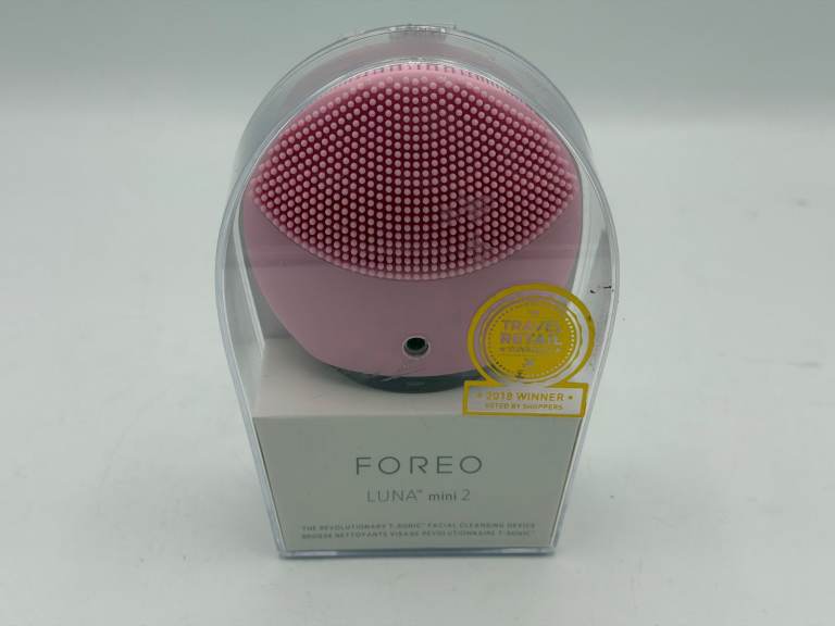 Foreo Waterproof Facial Cleaning Massager - Pink - Brand New 