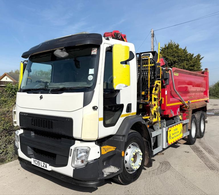 2019 VOLVO FE 320 GRAB TIPPER PALFINGER M105L CLAMSHELL 26TON 84,000 MILE EURO-6