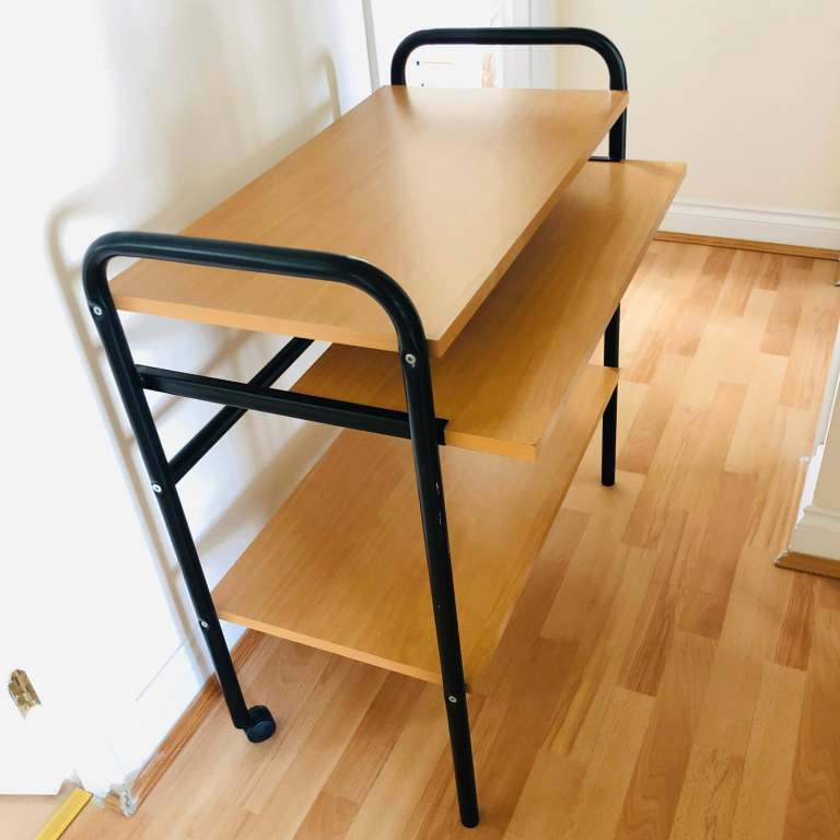 Computer desk £15