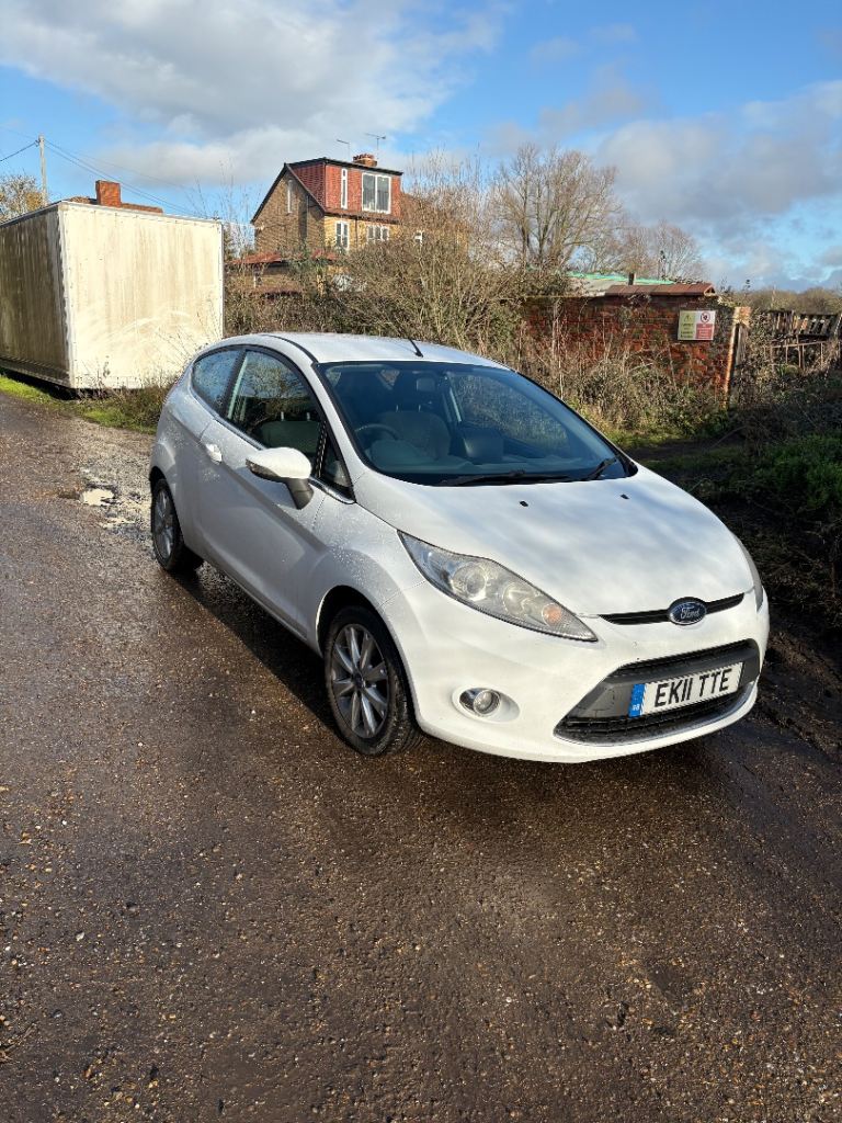 Ford, FIESTA, Hatchback, 2011, Manual, 1242 (cc), 3 doors