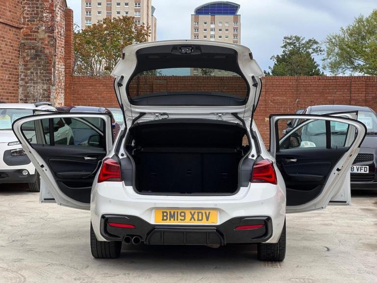 BMW 1 SERIES 2.0 120i GPF M Sport Shadow Edition Auto Euro 6 (s/s) 5dr 2019