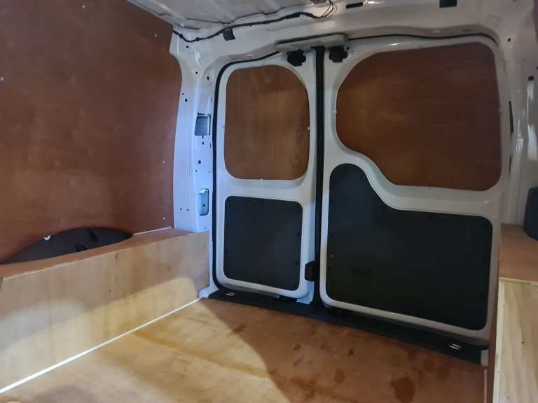 2023 Volkswagen Caddy 2.0 TDI 102PS Commerce Plus Van PANEL VAN DIESEL Manual