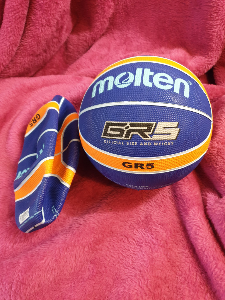 TWO Molten Official Orange Blue Basketball Size 5 Ball, Indoor Outdoor Premium Rubber Impact Colour