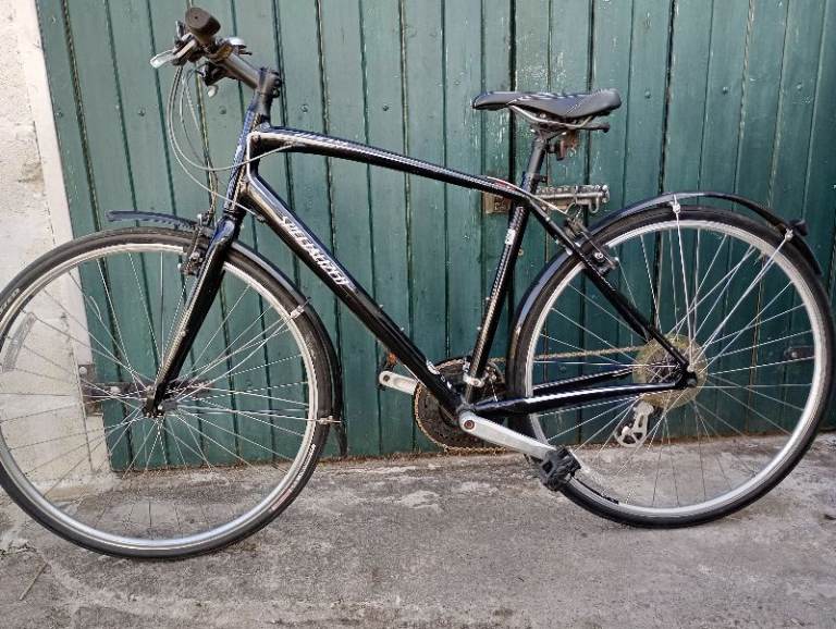 Specialized Sirrus Hybrid Bike - Trigger Shift Gears - Good condition