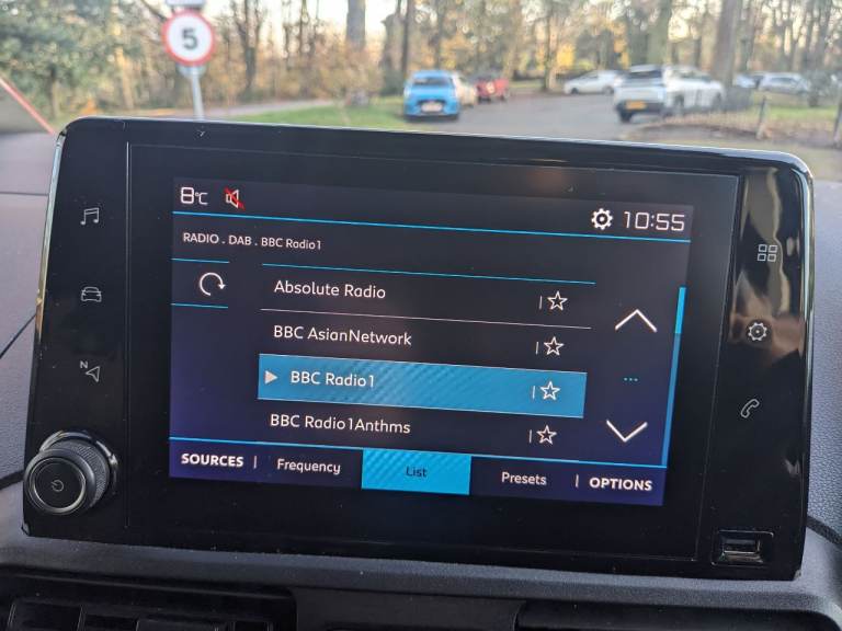 berlingo 5 seater crewvan,F/S/H, caged rear, very clean only £6995 no vat, px welcome