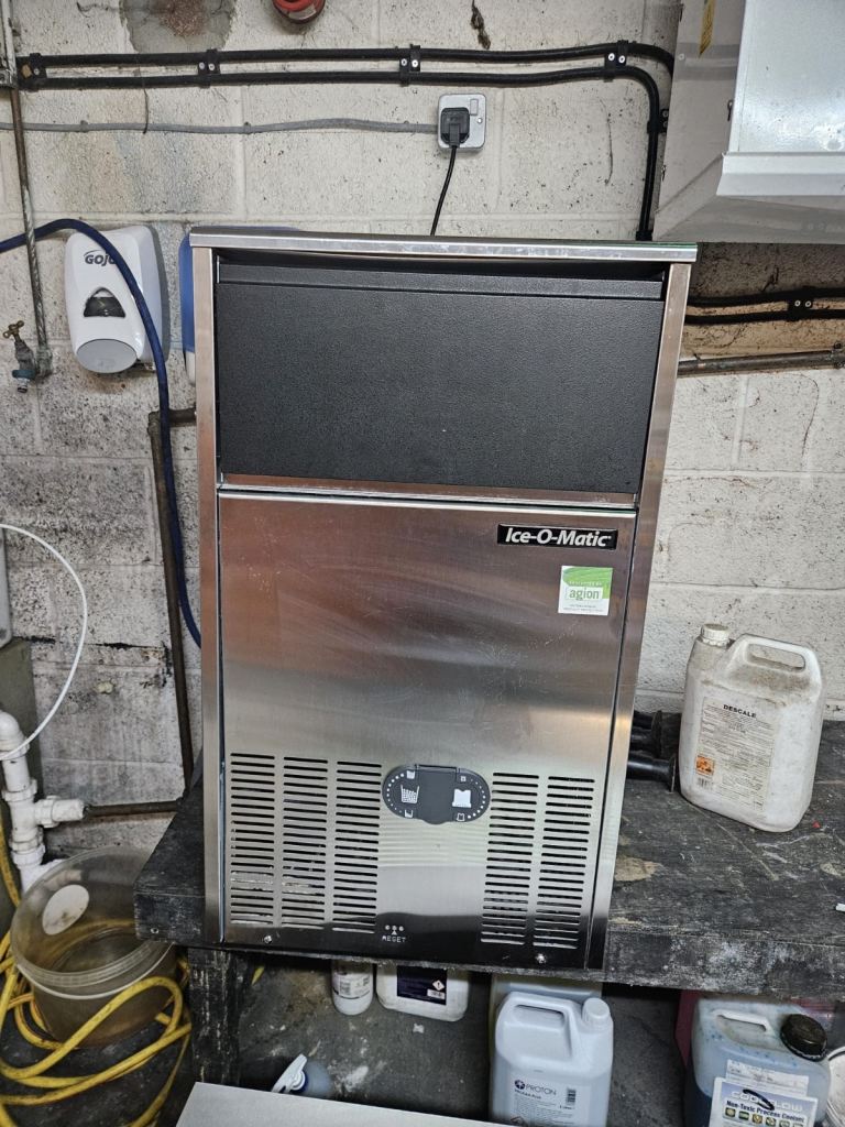 ICE-O-MATIC ICEU106 Commercial Ice Machine