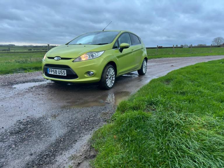 2009 Ford fiesta titanium 