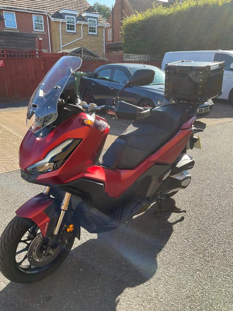 Honda ADV 350 