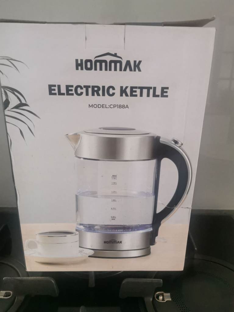 Glass kettle in good working order