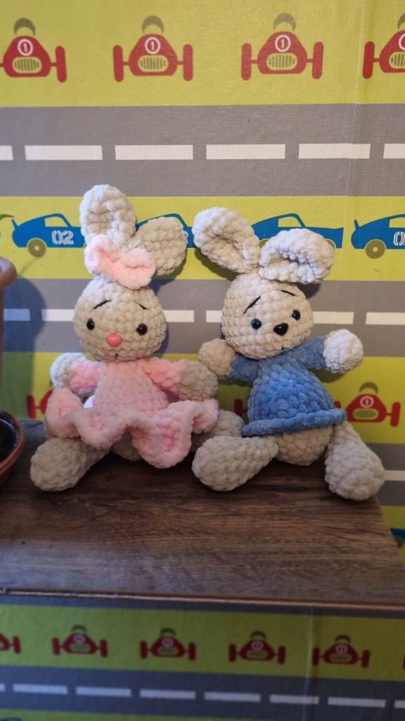 Hand-knitted plush bunnies 