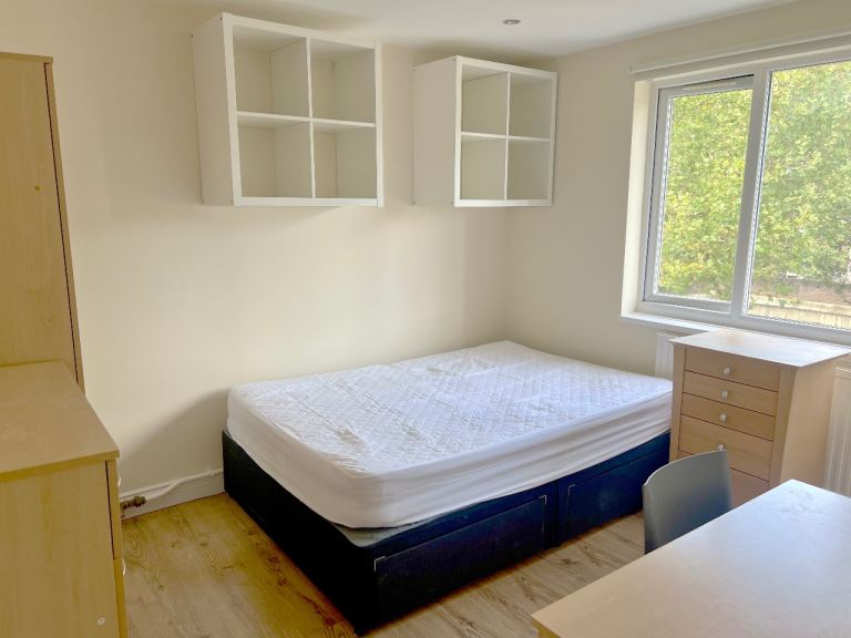 LUXE DBL RM ensuite in SE5 WiFi & Bills inc✨