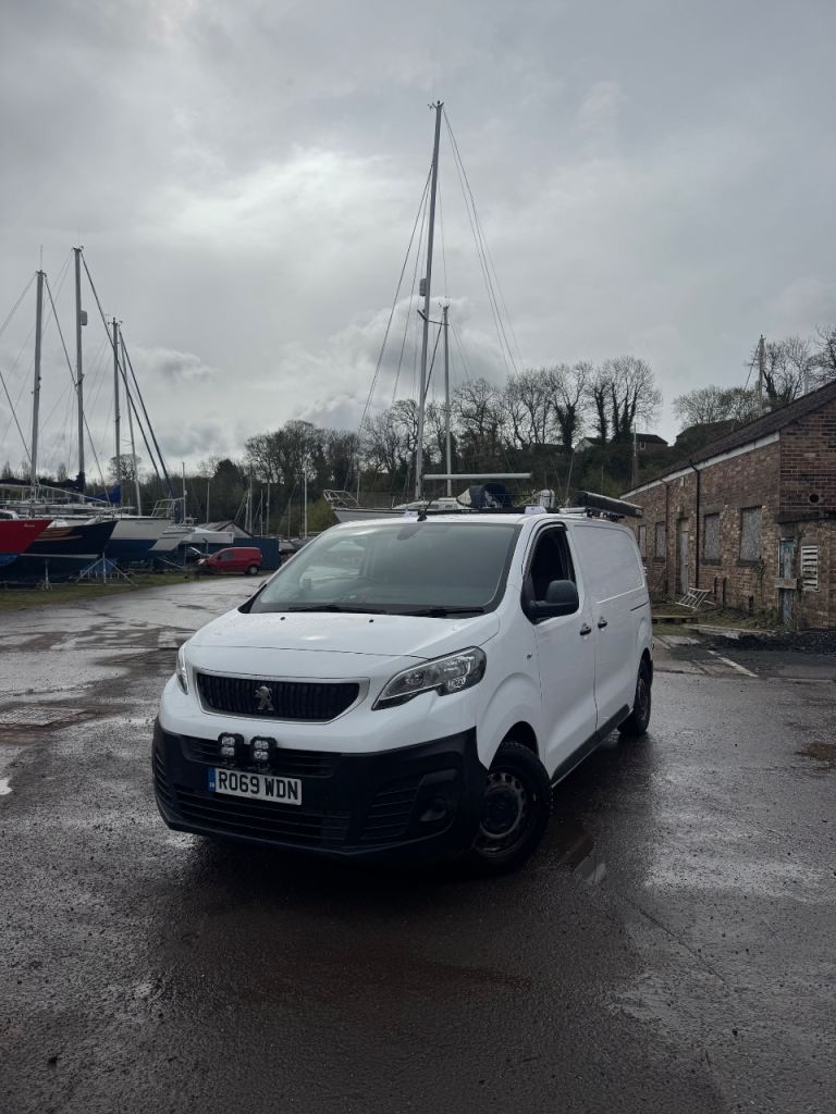 Peugeot Expert Camper Van Conversion – White, Good Condition