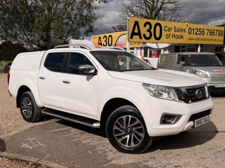2018 Nissan Navara 2.3 dCi Tekna Auto 4WD Euro 6 4dr Pickup Diesel Automatic