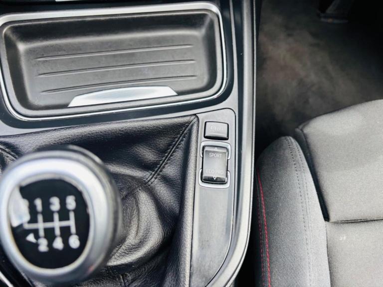 BMW 3 SERIES 2.0 320d Sport Euro 5 (s/s) 4dr 2012