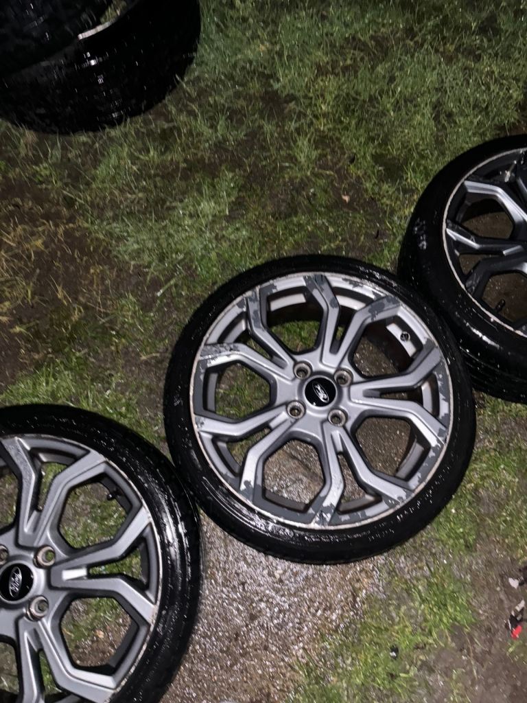4 alloy wheels ford fiesta st 