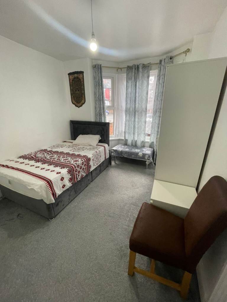 Double bedroom for rent