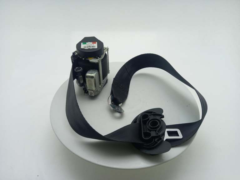 Volkswagen Golf Seat Belt Right Front 5 Door 2008-2015 1k4857706bk