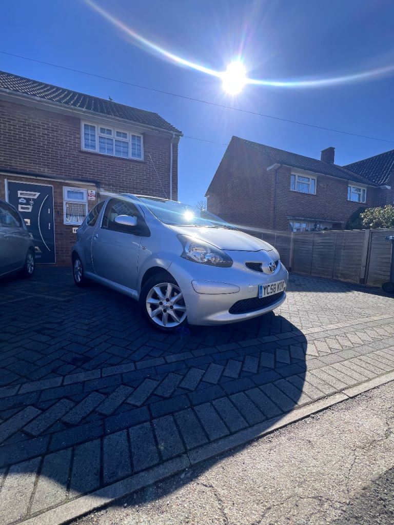Toyota AYGO Platinum (2008) 1.0 VVT-i Platinum Hatchback 3dr Petrol Manual Euro 4 (67 bhp)