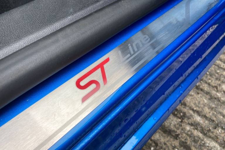 2022 22 FORD FOCUS 1.0T ECOBOOST MHEV ST-LINE VIGNALE ESTATE 5DR PETROL HYBRID M