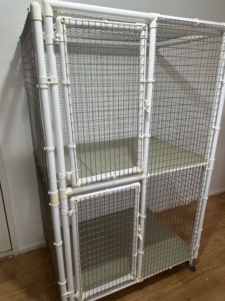Penthouse products 2 storey kitten pen 