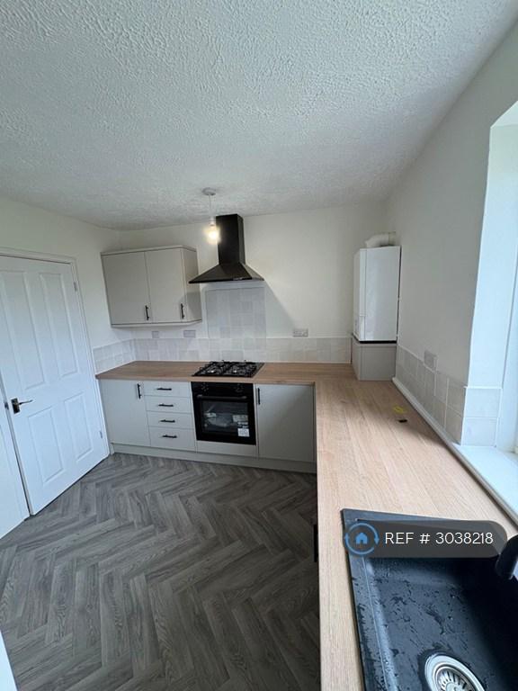 3 bedroom flat in Park Road, Ramsgate, CT11 (3 bed) (#3038218)
