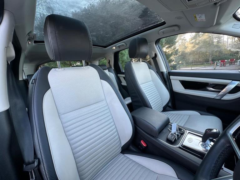 2021 Land Rover Discovery Sport 1.5 P300e 12.2kWh R-Dynamic HSE Auto 4WD Euro 6 (s/s) 5dr ESTATE ...