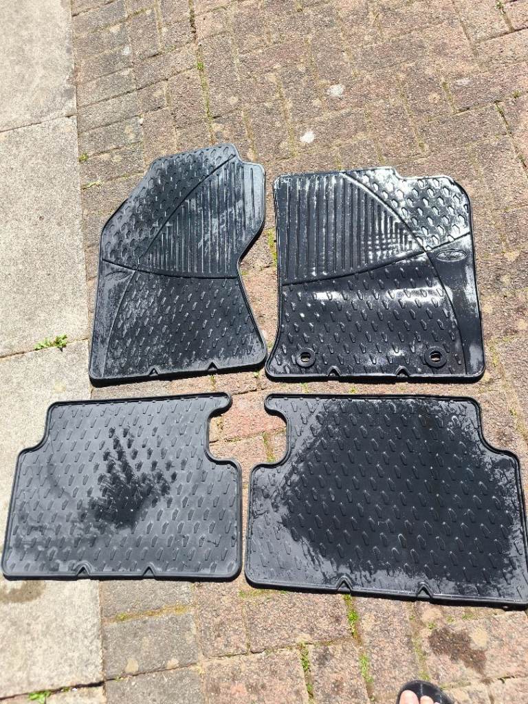  Ford focus MK2 original car mats set of 4 rubber
