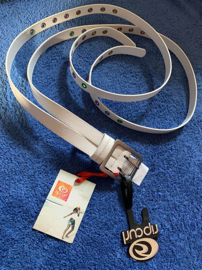 New Ladies Rip Curl White Belt with Rainbow studs Size M/L IP1