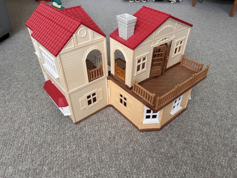Sylvanian Family House & Grocery Shop