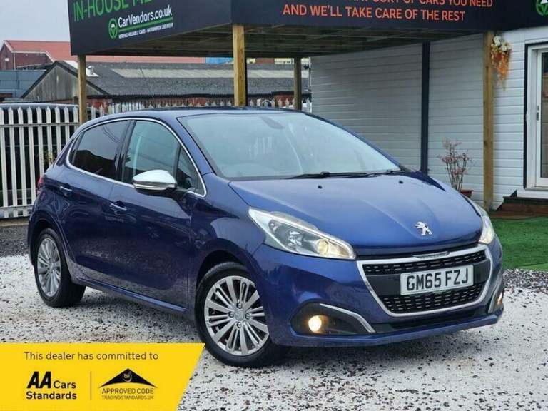 2015 Peugeot 208 1.2 PureTech Allure Euro 6 5dr HATCHBACK Petrol Manual