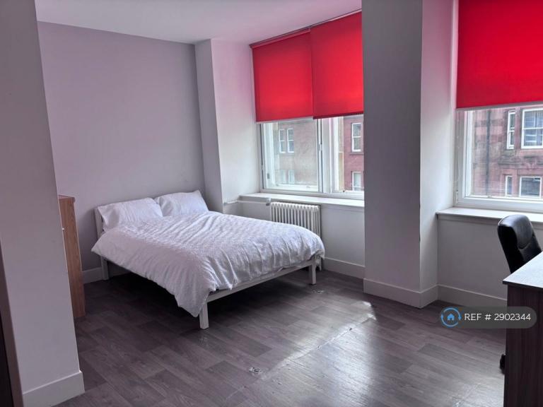 Studio flat in St. Andrews Court, Glasgow, G1 (#2902344)