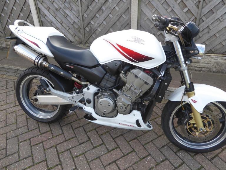 HONDA HORNET  900 52 REG RACE CANS BRAIDED LINES STUBBY LEAVERS 1 YEARS MOT