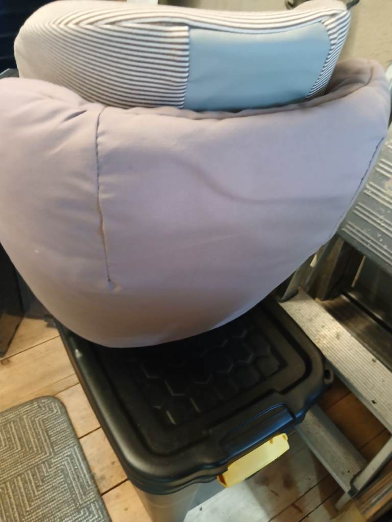 Car seat 