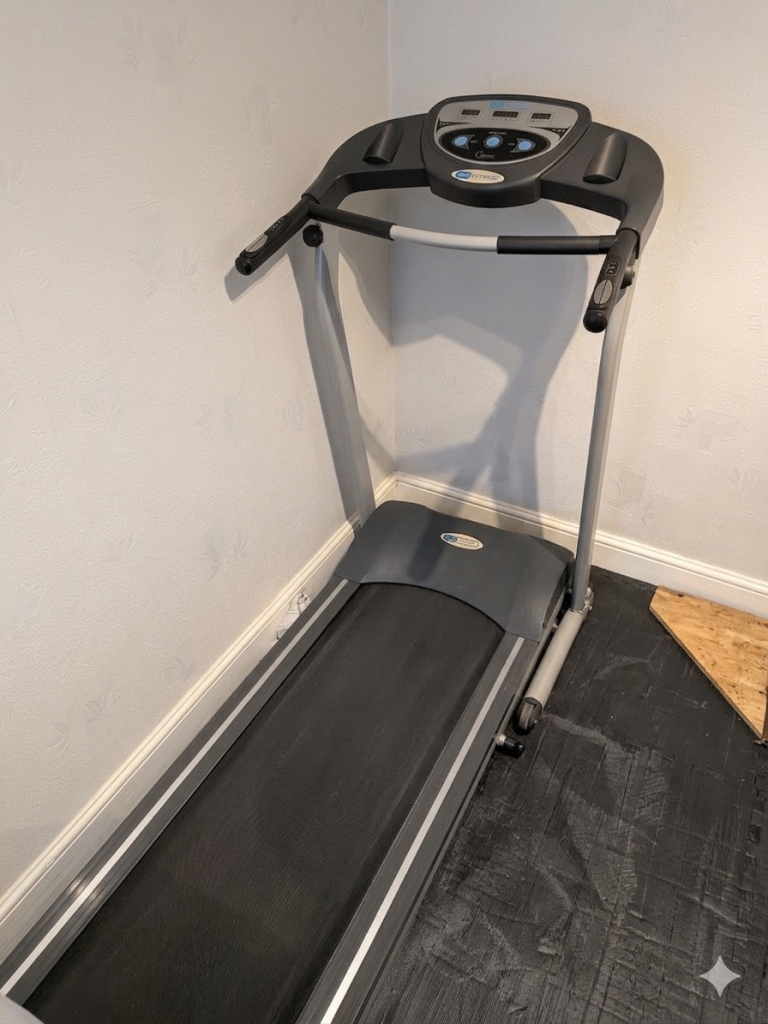 Pro Fitness Treadmill – Adjustable Speed & Incline, Good Condition