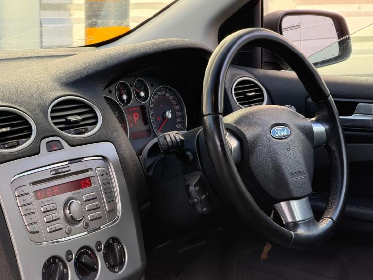 2007 Ford Focus 1.6 Zetec 3dr Petrol AUTOMATIC [Climate Pack] HATCHBACK *ULEZ*