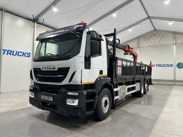 Iveco Stralis 310 Euro 6 6x2 Dropside Brick Grab