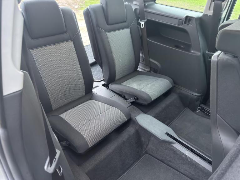 2013 Vauxhall Zafira 1.6 16V Exclusiv MPV 5dr Petrol Manual Euro 5 (115 ps) MPV Petrol Manual