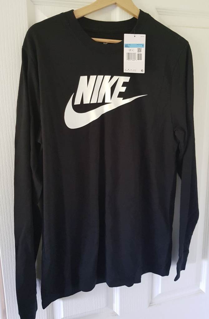 image for Men’s Nike Long-Sleeve Top BNWT – Medium – Fashion / Xmas Gift (Carlisle)