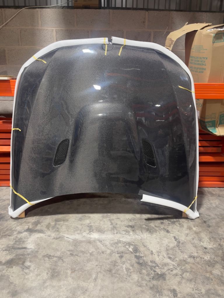 BMW M3 E92 Carbon Bonnet