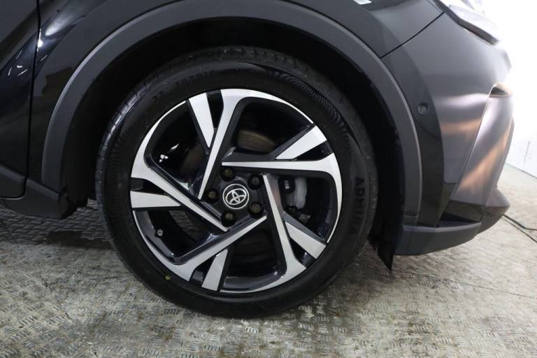 2022 Toyota C-HR 1.8 VVT-h Design CVT Euro 6 (s/s) 5dr HATCHBACK PETROL/ELECTRIC Automatic
