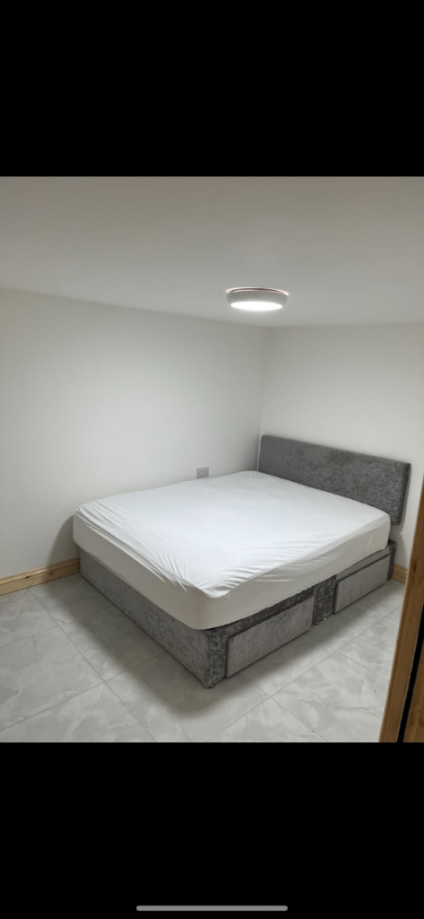 Room For Rent in HD1 