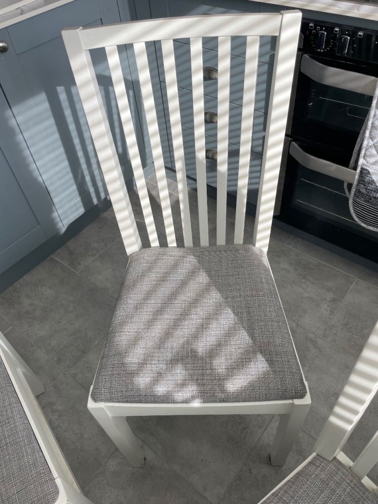 4 White Wooden Dining Chairs – Grey Seats – £35