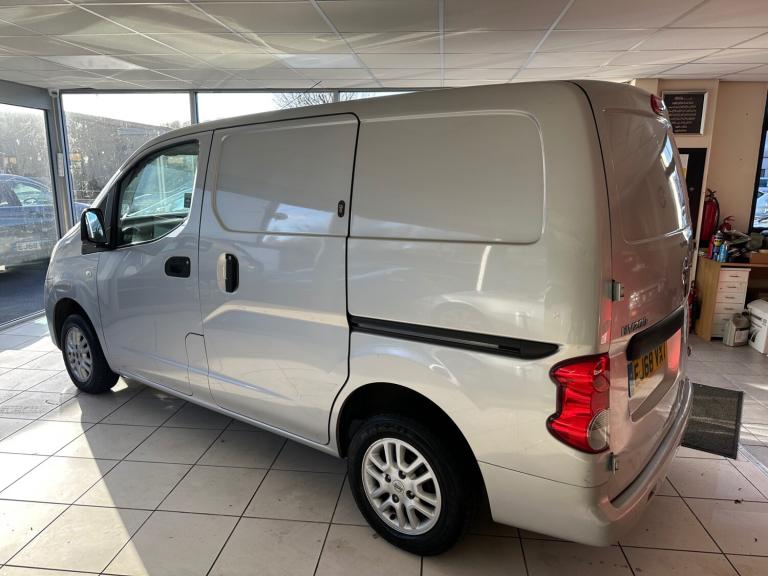 2018 Nissan NV200 1.5 dCi Tekna Van - NO VAT  CAR DERIVED VAN Diesel Manual