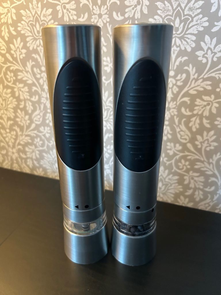 Cole and Mason battery operated salt and pepper mills