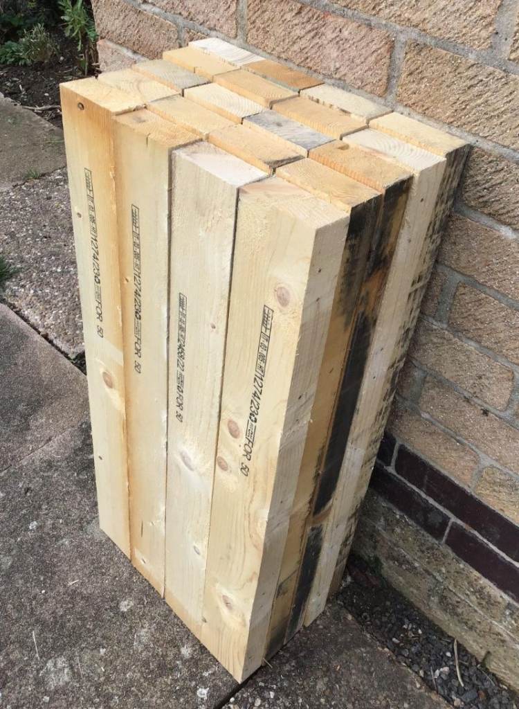 2x4 Wood Timber Posts 30" Long Reclaimed Pallet Wood Craft Projects Heat Treated £2.00 Each 