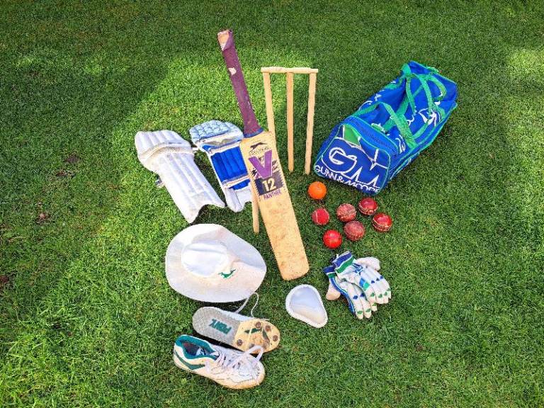 Cricket Set/Items for Teenager (11-13)