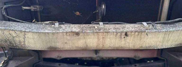 Toyota prius hybrid crash bar